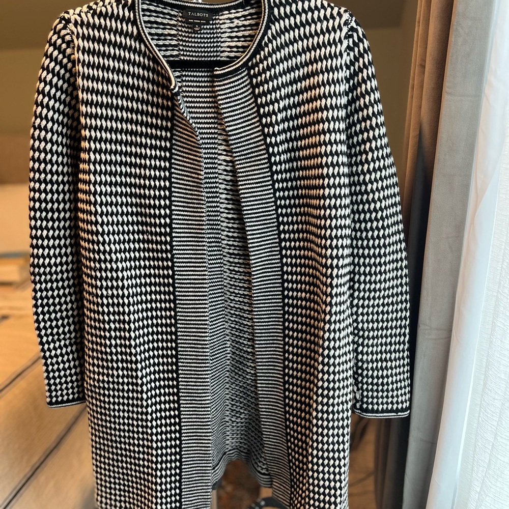Talbots Black and White Women's Sweater